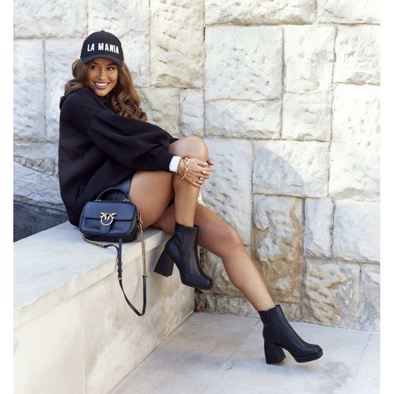 FJ1 Kvinnors varma stövlar Fyrkantiga inlägg svart närmare 2