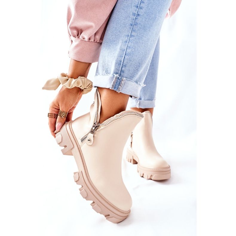 FI1 Dam stövletter med utskärningar Beige rytm 1