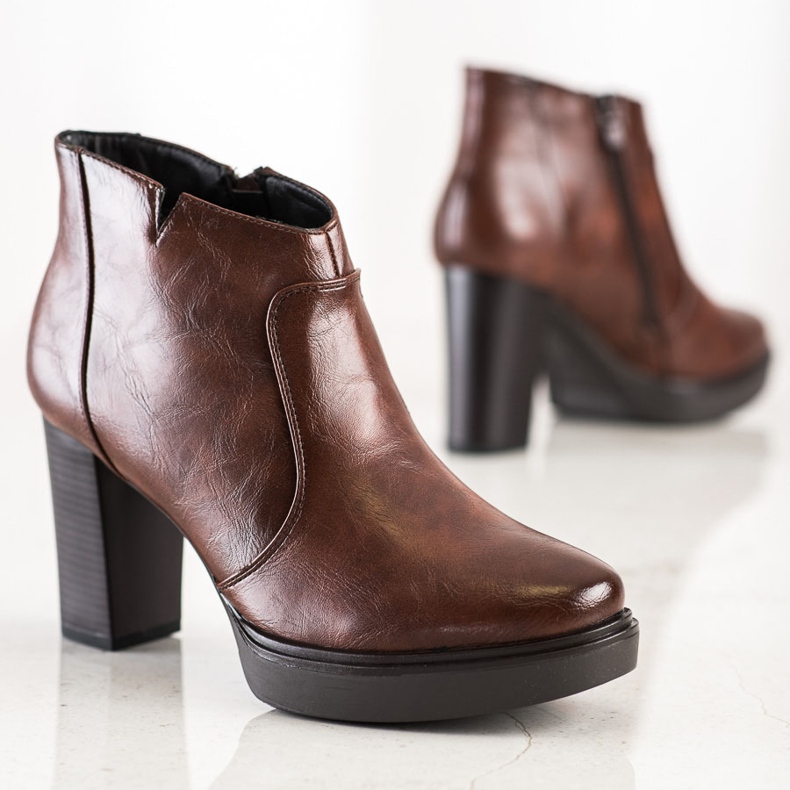 Sabatina Låga stövlar på plattformen brun 1