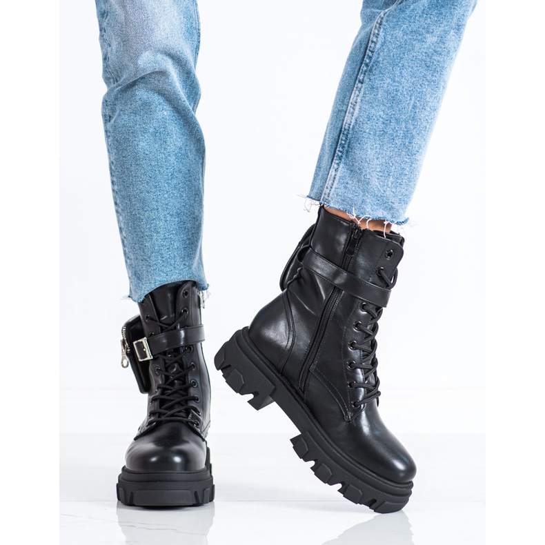 Trendiga arbetare på VINCEZA -plattformen svart 2