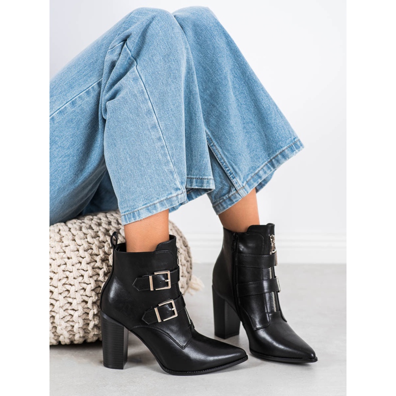 Snygga stövlar i Spitz VINCEZA svart 2