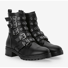 Svarta väskor med Suzan -spännen 1