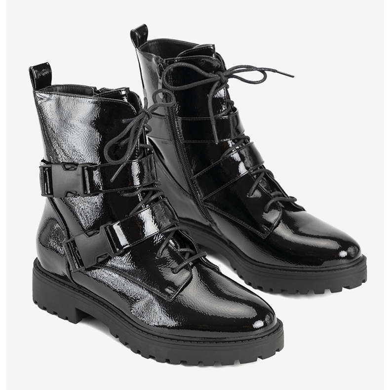 Svarta patent damskor från Ferland 1