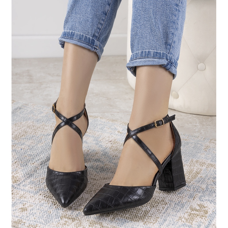 Svarta pumpar på Strutt -stolpen 1