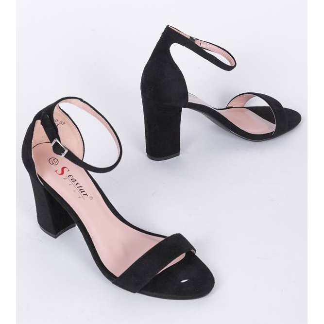 Svarta sandaler på Bethany -posten 1