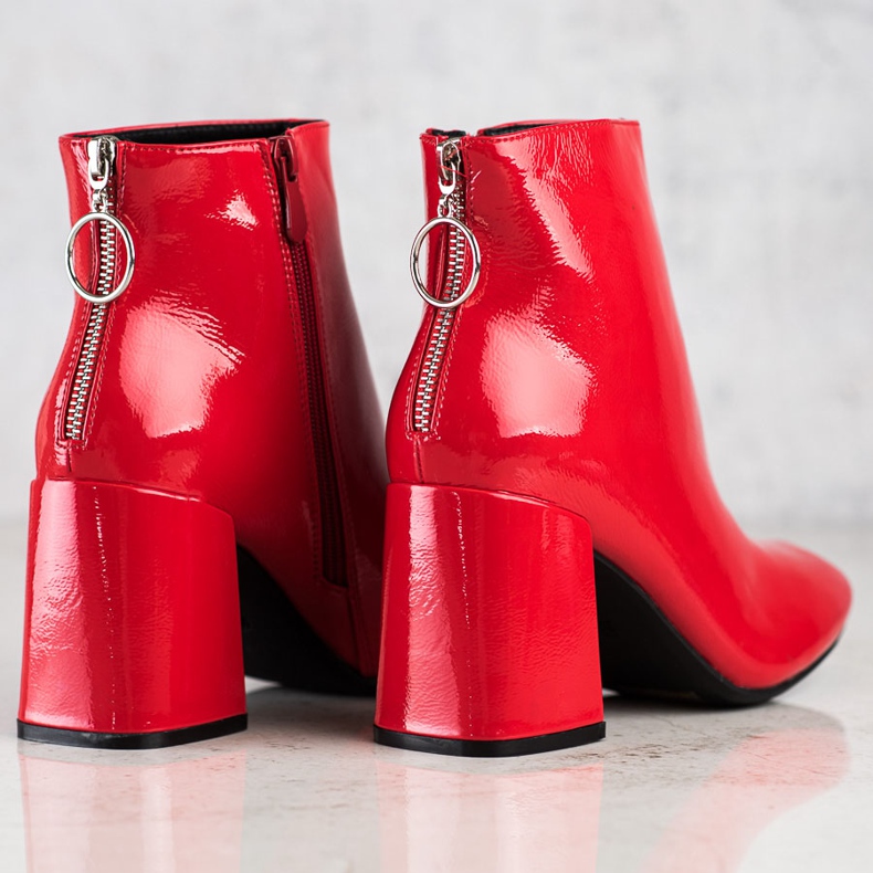 Lucky Shoes Lackerade stövlar på stolpen röd 1