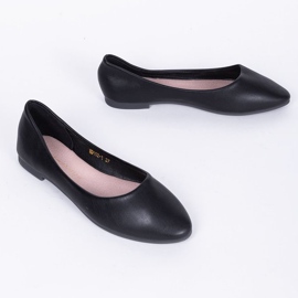 Svarta ballerinor med mandelnos Baleria 1