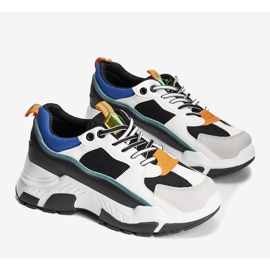 Svarta sneakers på en hög Omerta -sula vit mångfärgad 1