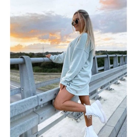 Höga snygga vita grailstövlar 1