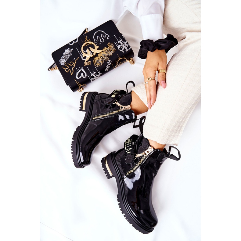 PM1 Klassiska lackerade stövlar med svart Lorie Stripe 2