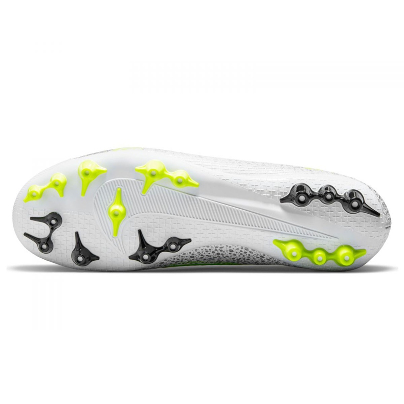 Nike Superfly 8 Academy Ag M CV0842-107 fotbollsskor silver- 1