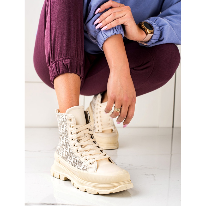 TRENDI High Beige Fashion Sneakers 2