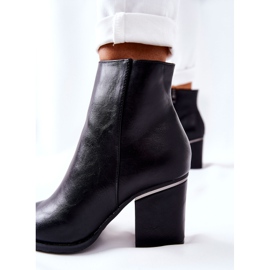 POTOCKI Klassiska svarta Airah stövlar på hög klack 1