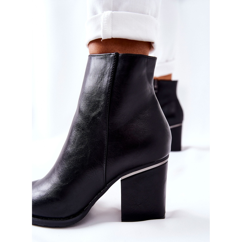 POTOCKI Klassiska svarta Airah stövlar på hög klack 1