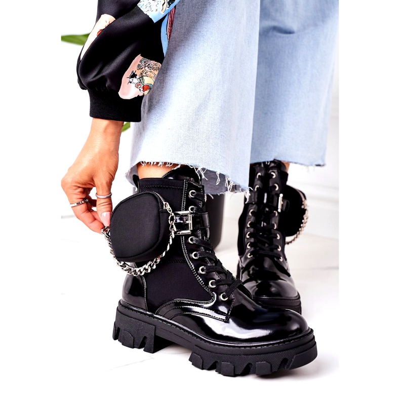 Kvinnors isolerade arbetare med njurar och kedja svart 3