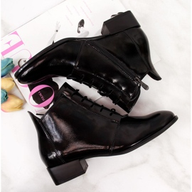 Stövlar oisolerade lackerade Potocki W WOL33A svart 1