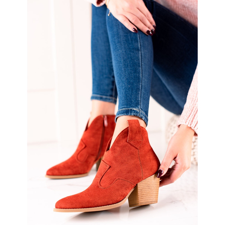 Lucky Shoes Röda mocka cowboystövlar 2