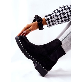 Svarta stövlar i mocka med pärlor 2