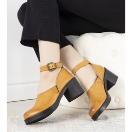 Kamelskor på Christiane -inlägget brun 2