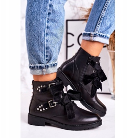SEA Kvinnors varma stövlar med spännen och band svart Special 4