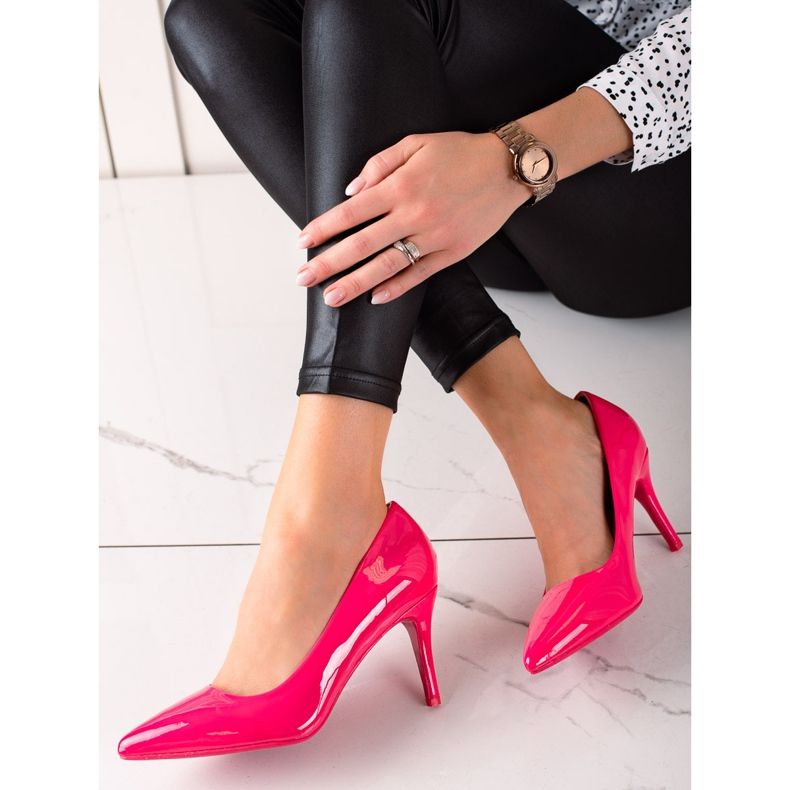 Best Shoes Rosa lackerade pumpar 1