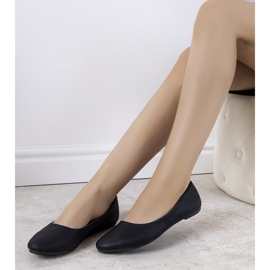 Svarta ballerinor i ekologisk mocka från Silma 2