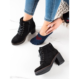 TRENDI Snörstövletter svart 2