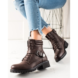 Anesia Paris Bruna Arbetare Med Ett Spänne 1