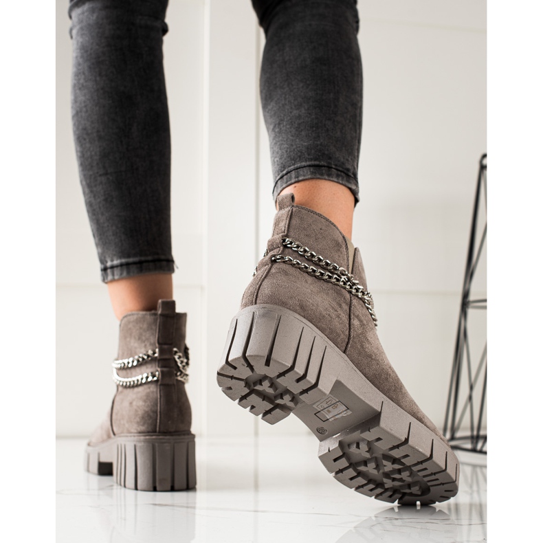 Goodin Stövlar På Plattformen Med En Kedja beige 1