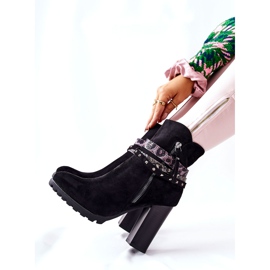 PG1 Mockastövlar På En Hög Stolpe Svart Besis 2