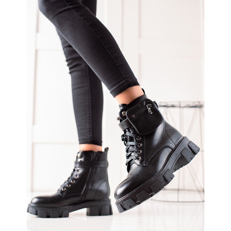 Doli-Berry Svarta Arbetare Med Fickan 1