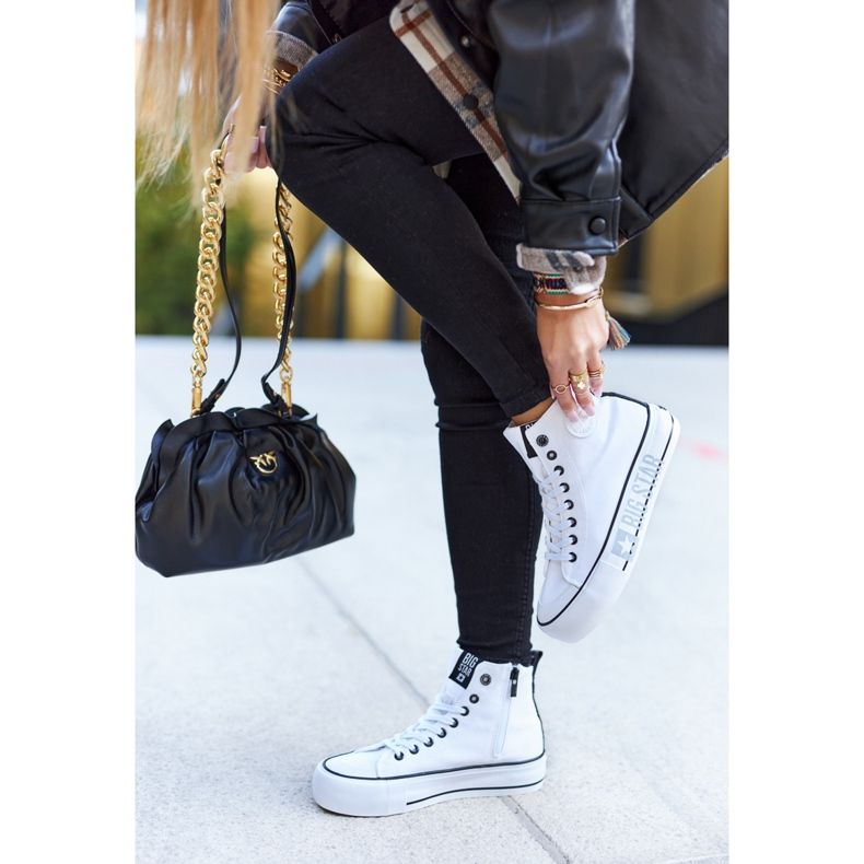 Höga sneakers på The Big Star II274014 vit plattform 1