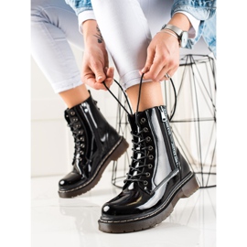 W. Potocki Svartlackade stövlar från Potocki 1