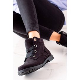 TRENDI Traper-stövlar i mocka svart 1