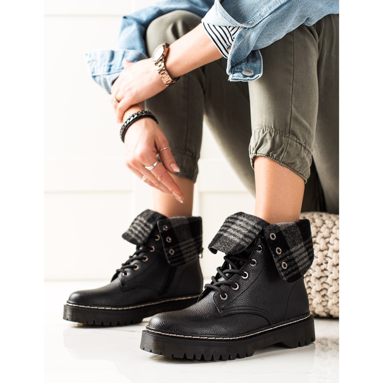 TRENDI Stövlar med uppvikbart skaft svart 1