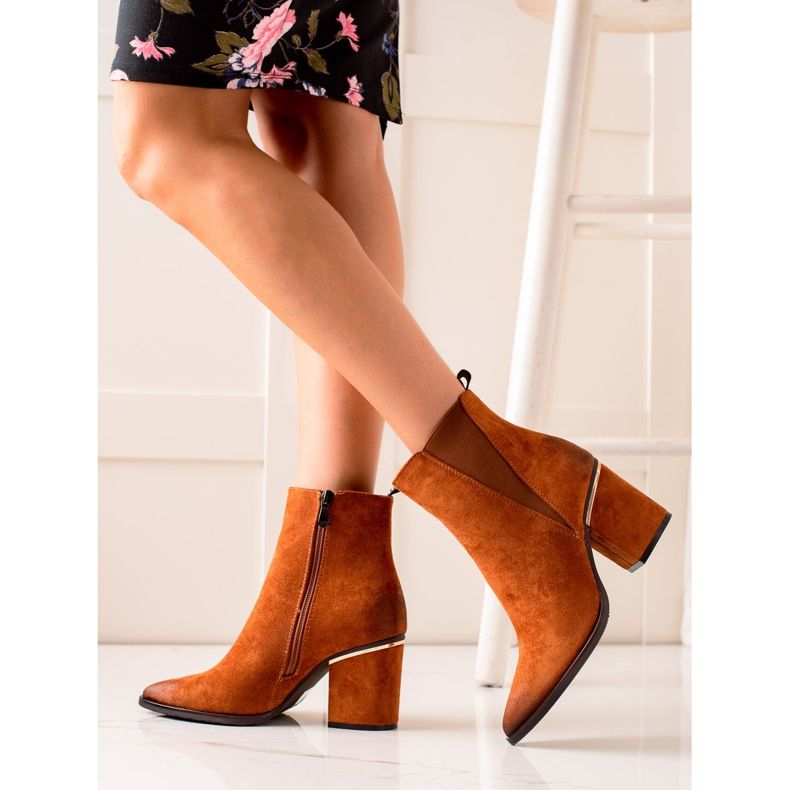 W. Potocki Stövlar På En Bred Potocki Stolpe brun 1