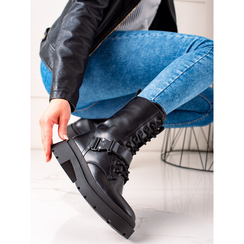 Seastar Svarta arbetare med ett spänne 2