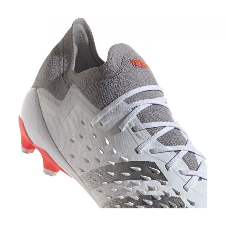 Adidas Predator Freak.1 Low Ag M GZ2806 fotbollsskor grå, vit vit 2