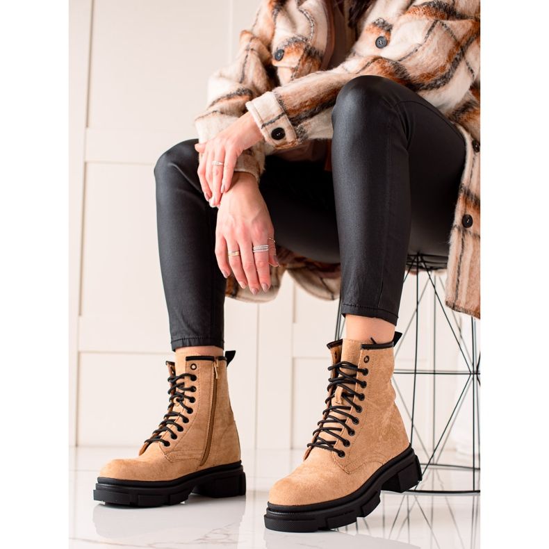 Super Me Mocka Beige Trappers 2