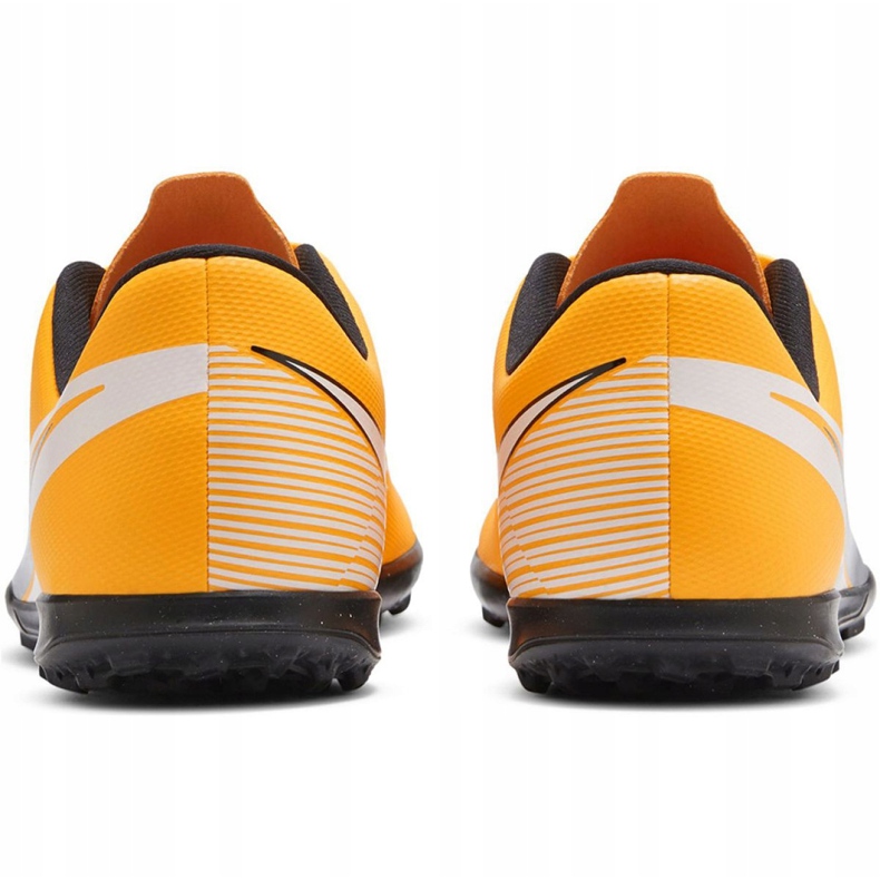 Nike Mercurial Vapor 13 Club Tf Jr AT8177 801 fotbollsskor gula färger 4