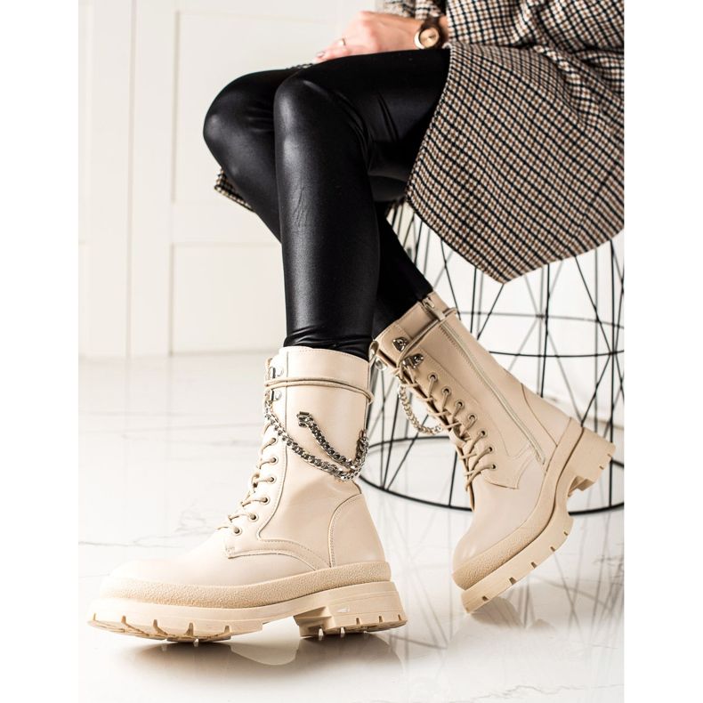 Bona Varma arbetare med kedja beige 1