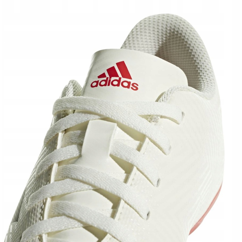 Adidas Nemeziz 18.4 FxG Jr CM8510 fotbollsskor vit 4