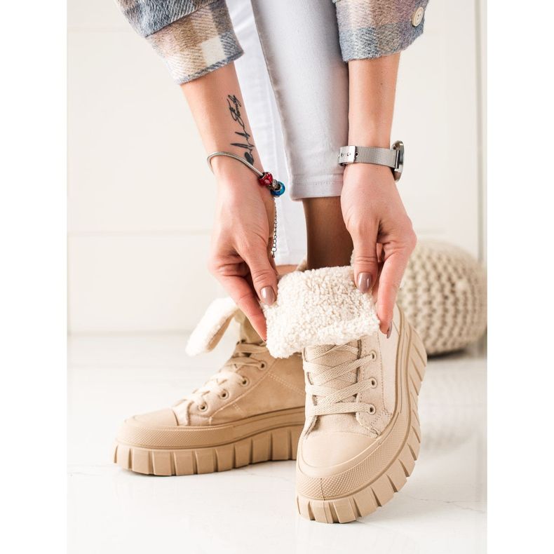 TRENDI Stövlar, Sneakers Med Fårskinn beige 1