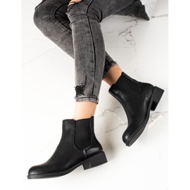 TRENDI Klassiska Chelsea stövlar svart 1