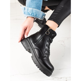 TRENDI Svarta Trappers Med Dragkedja 1