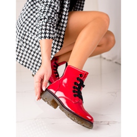 Evento Röda lackerade stövlar 1