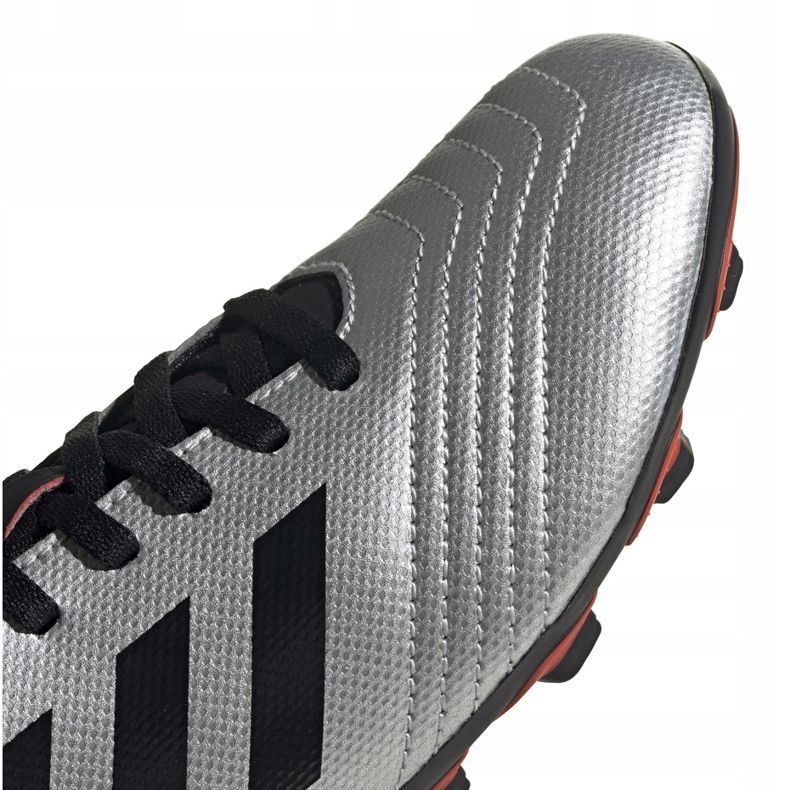 Adidas Predator 19.4 FxG Jr G25822 fotbollsskor silver- 3