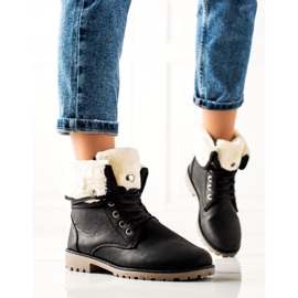 TRENDI Svarta Stövlar Med Ett Roll Up Skaft 1