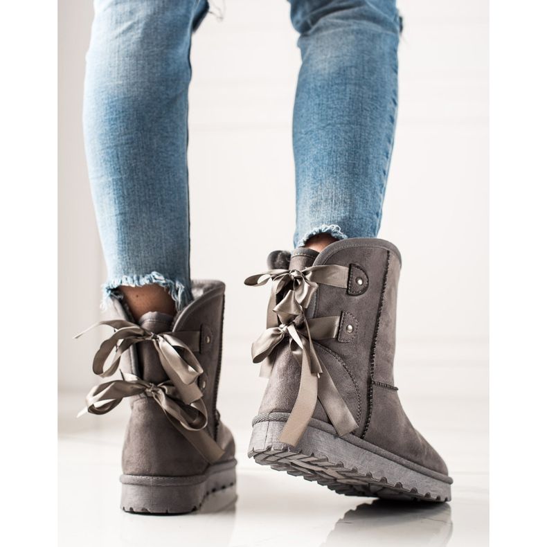 TRENDI Mukluki Med En Rosett grå 1