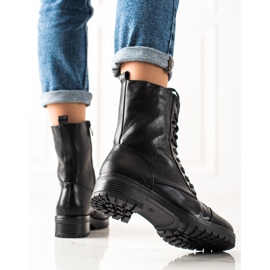 Laura Mode Snörskor med ekoläder svart 1